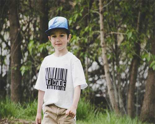 二代代生技术助孕后宝宝健康与缺陷风险解析